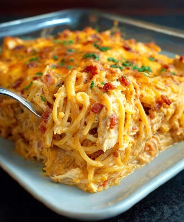 Spicy Southern Cheesy Chicken Spaghetti Casserole